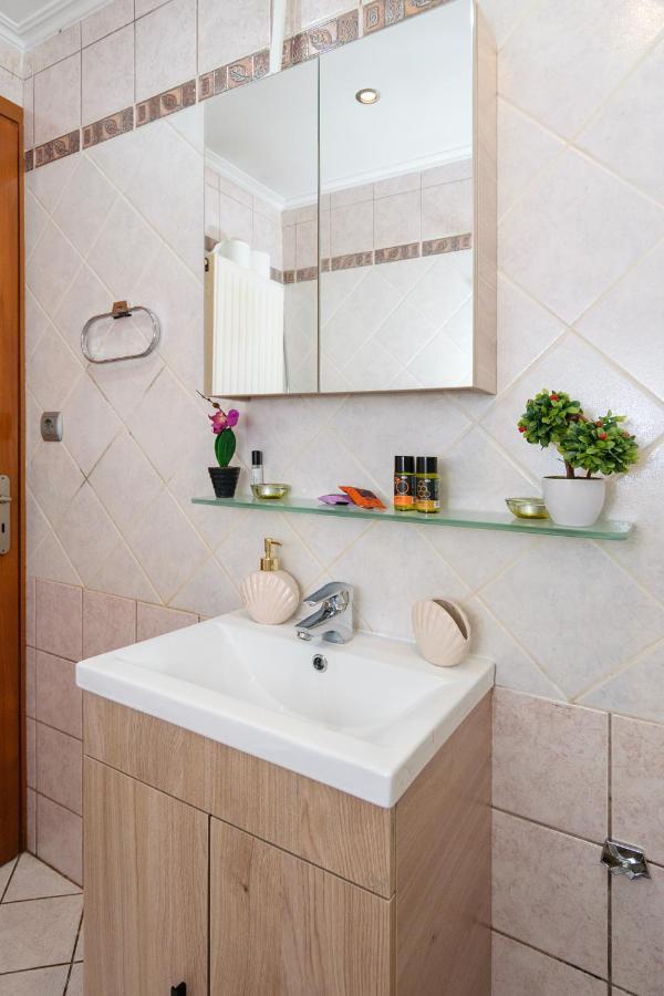 Central Penthouse In Quiet Neighborhood Near Sandy Beach Chania  Exterior photo
