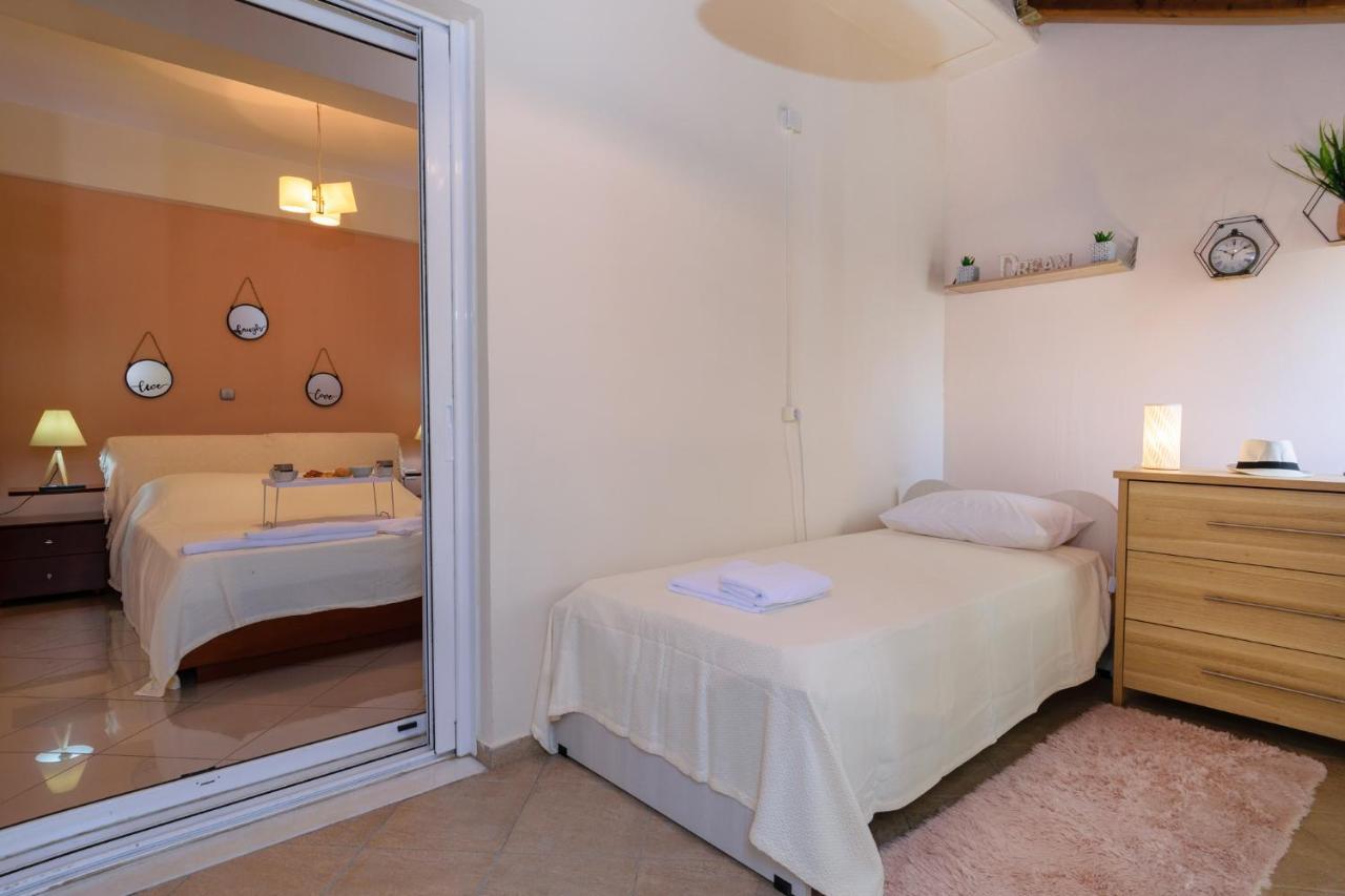 Central Penthouse In Quiet Neighborhood Near Sandy Beach Chania  Exterior photo